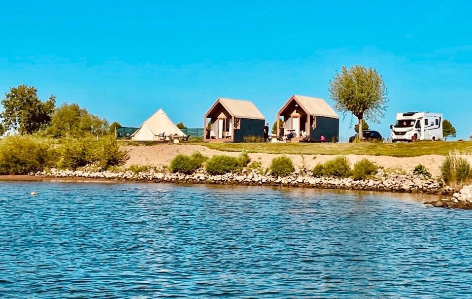 Luxury Suite Heerewaarden Exterior foto