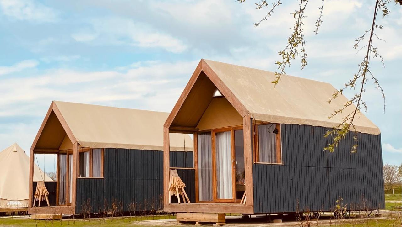 Luxury Suite Heerewaarden Exterior foto
